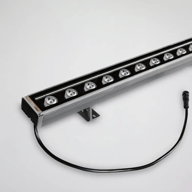 3.1 BA&Ntilde;ADOR DE PARED 22W 24V RGB IP65 500mm BLUELed 782280 producto 1 Solmad